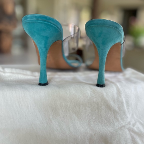 Manolo Blahnik Turquoise suede toe-ring heels, size 36 / 6 - Picture 8 of 8